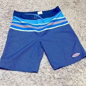 Vineyard Vines Board Shorts size Youth Large (16)